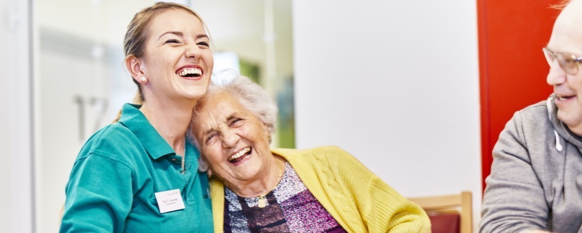 Ausbildung zum Krankenpflegehelfer (w/m/d), 1. Bild
